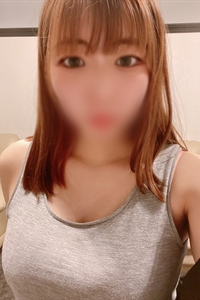 デビュー３日目『ゆゆ』chan★完全未経験★現役学生１９歳★Fカップ美少女★